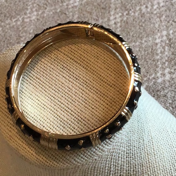 Gold and black enamel bracelet - Picture 3 of 4